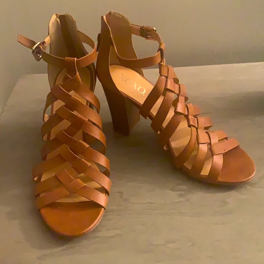 XOXO chunky heel